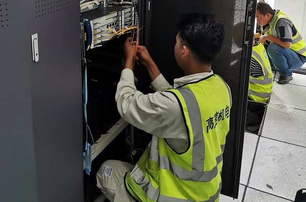 数据公司顺利完成高速机电网络光传送网（OTN）接入层建设项目现场勘查工作